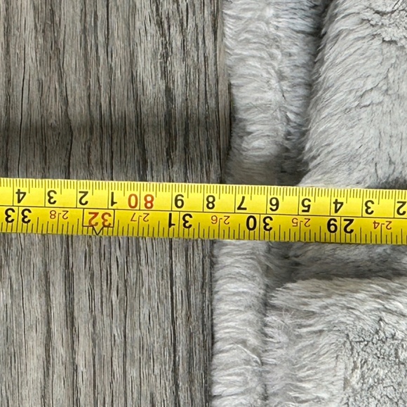 Alpine Studio Faux Fur Hooded Snowflake Jacket Sz S - Picture 9 of 11